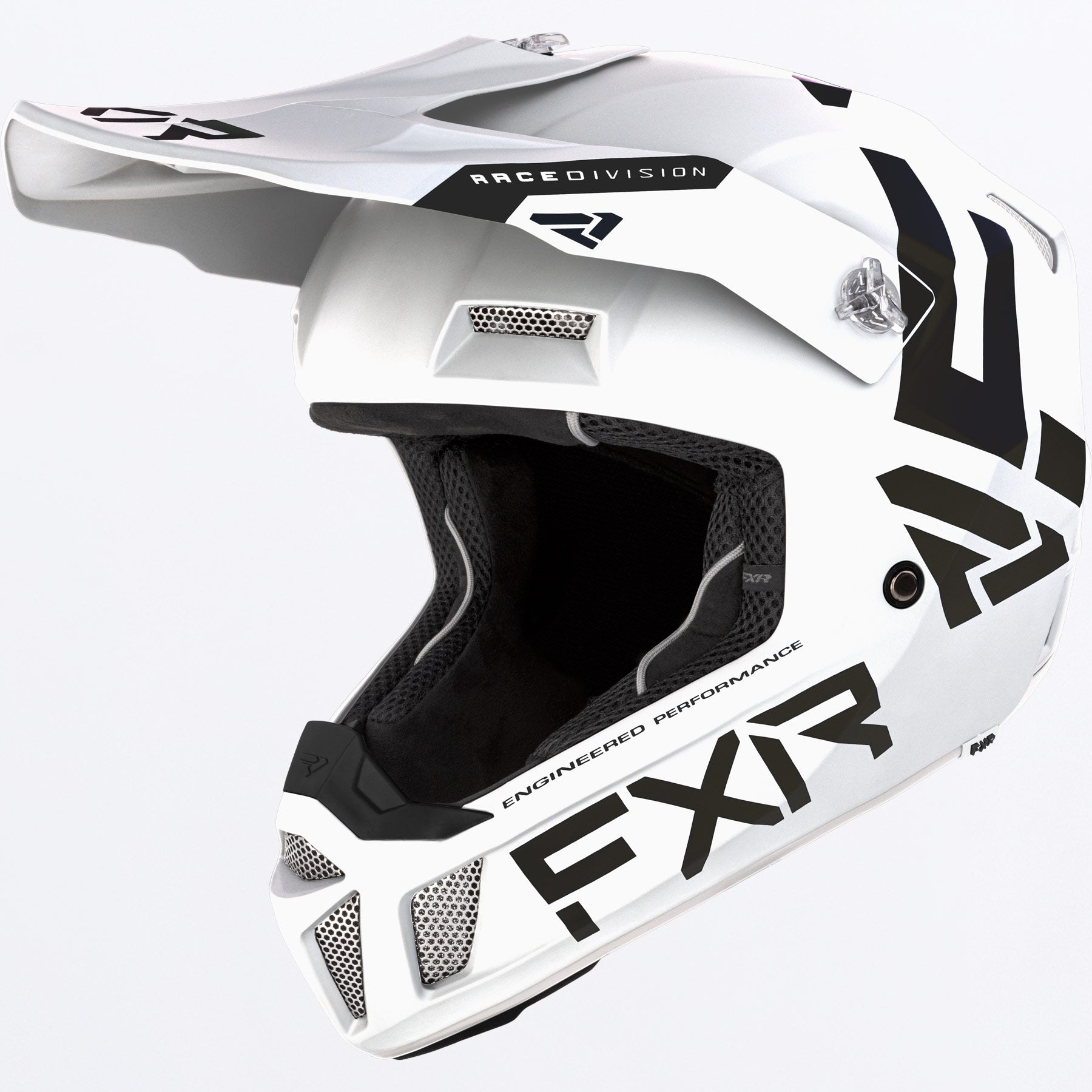 ClutchCX_Helmet_WhiteBlack_210617-_0110_front